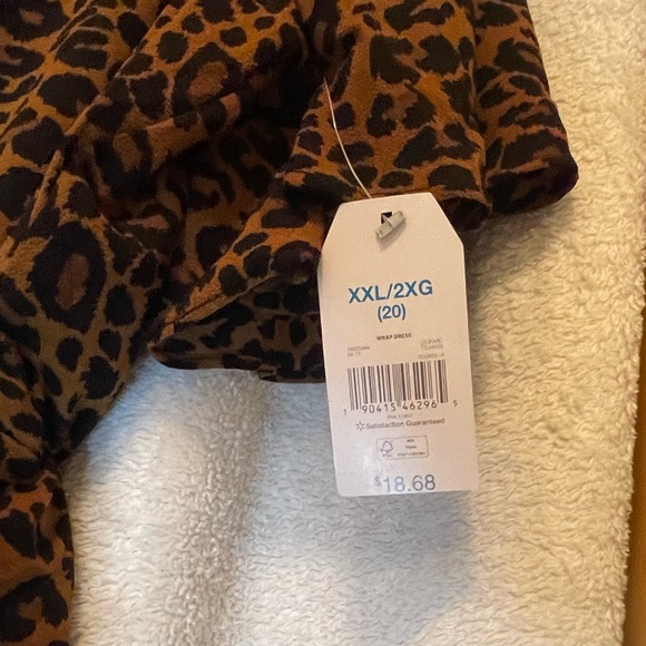Brand New Cheetah Dress 2x - Picture 2 of 3